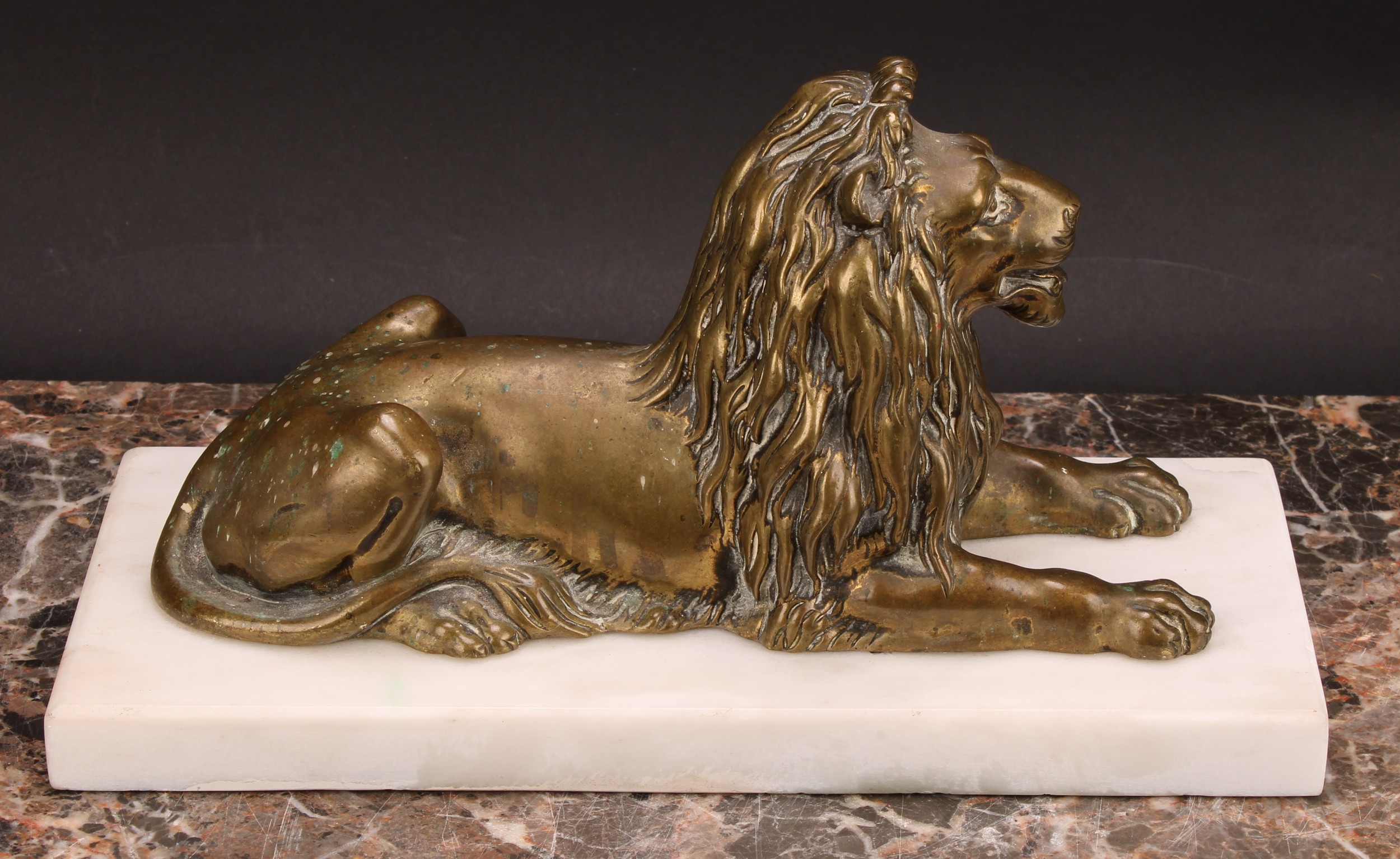 English School (19th century), a bronze, of a recumbent lion, rectangular marble base, 25.5cm wide - Image 2 of 4