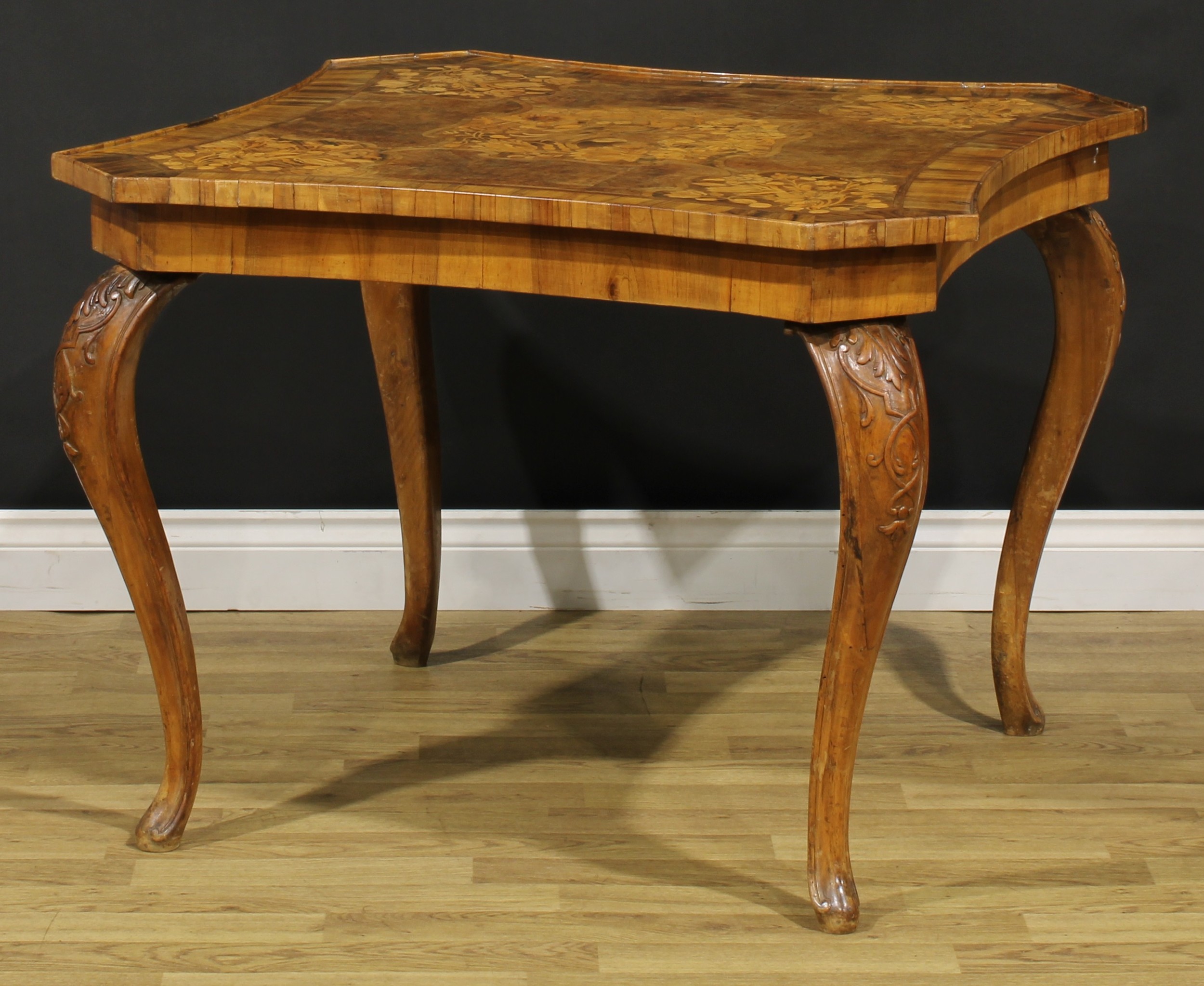 A pair of 19th century Italian Sorrento marquetry centre tables, each incurve canted square top - Image 8 of 9