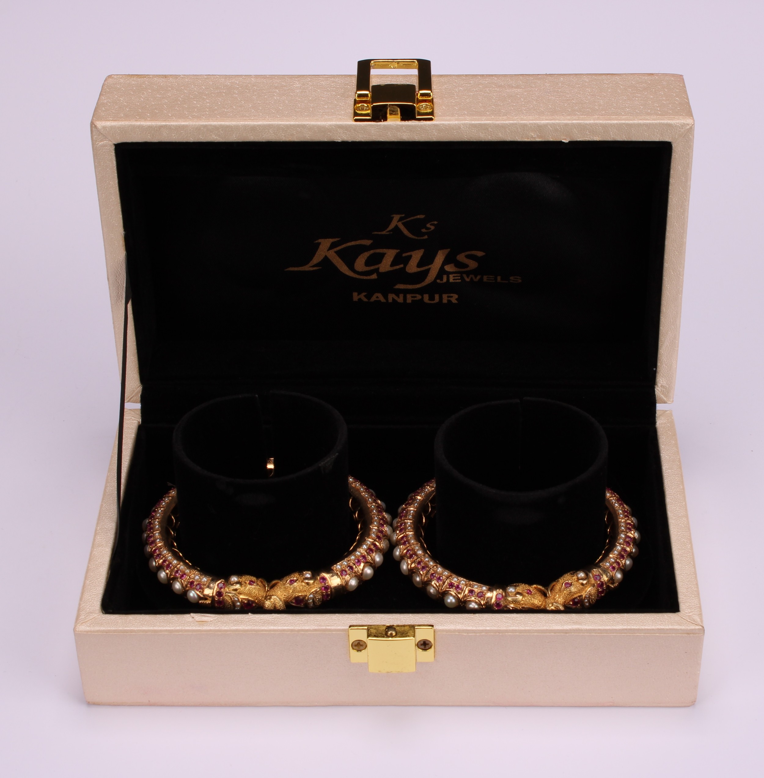 A pair of high carat gold coloured metal Indian wedding bangles, the whole inlaid with pearls - Image 11 of 11