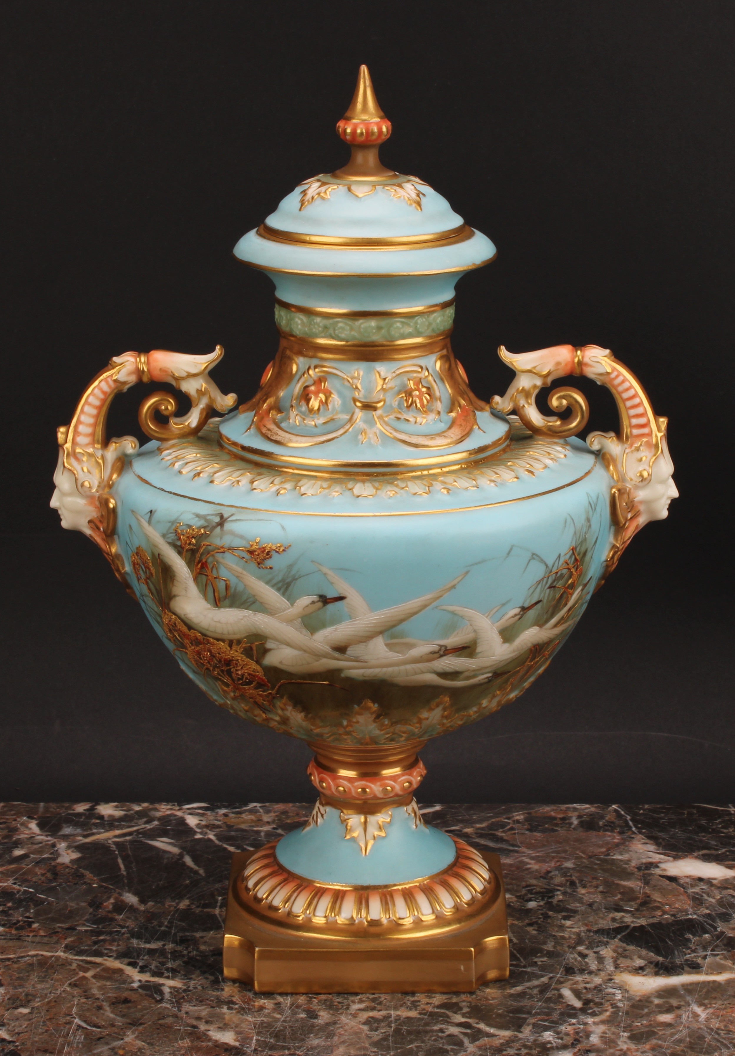 A Royal Worcester pedestal vase and cover, painted by Charles Baldwin, signed, with swans, on a blue - Image 2 of 8