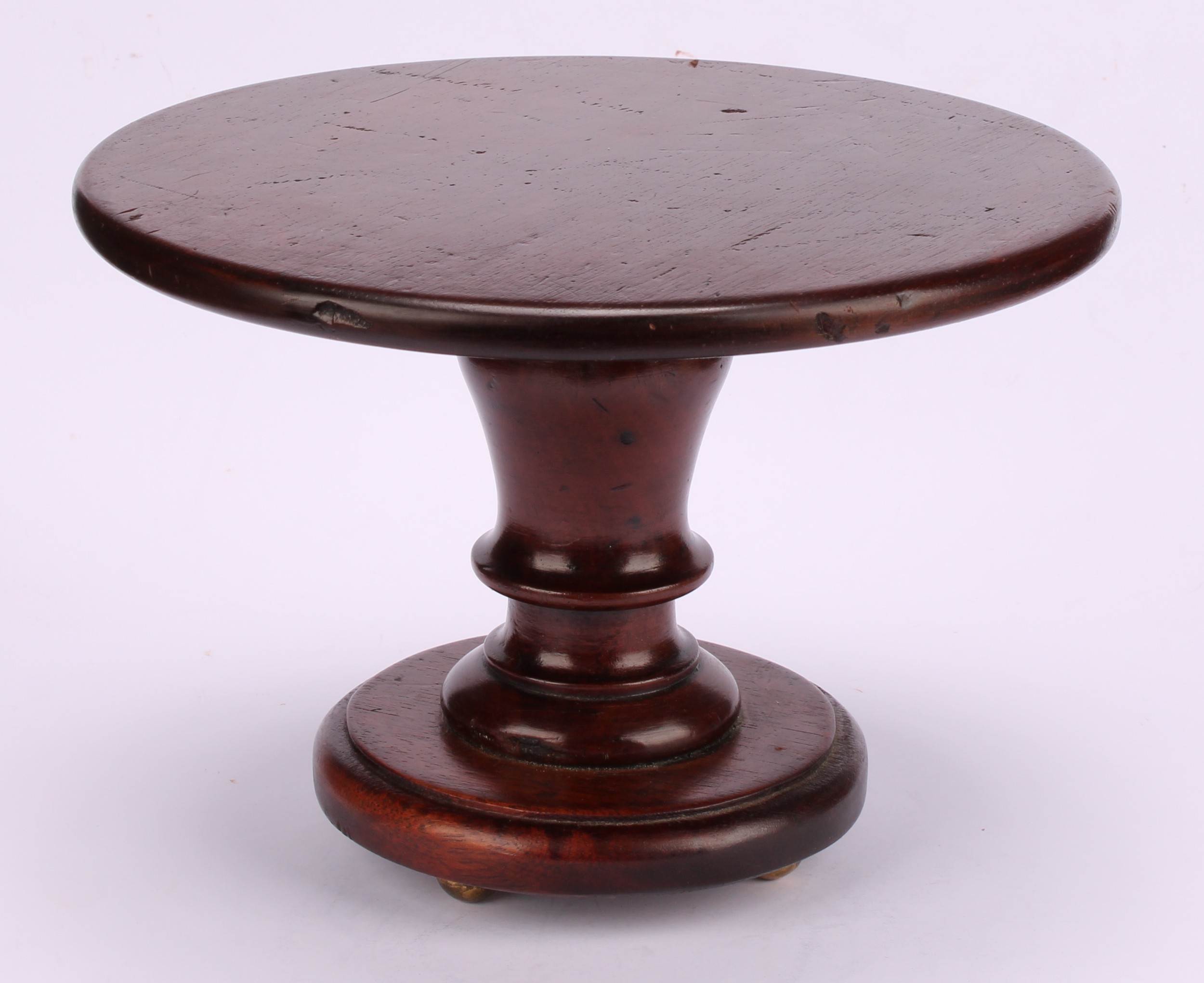 Miniature Furniture - a 19th century mahogany circular pedestal centre table, turned pillar, brass - Image 3 of 3