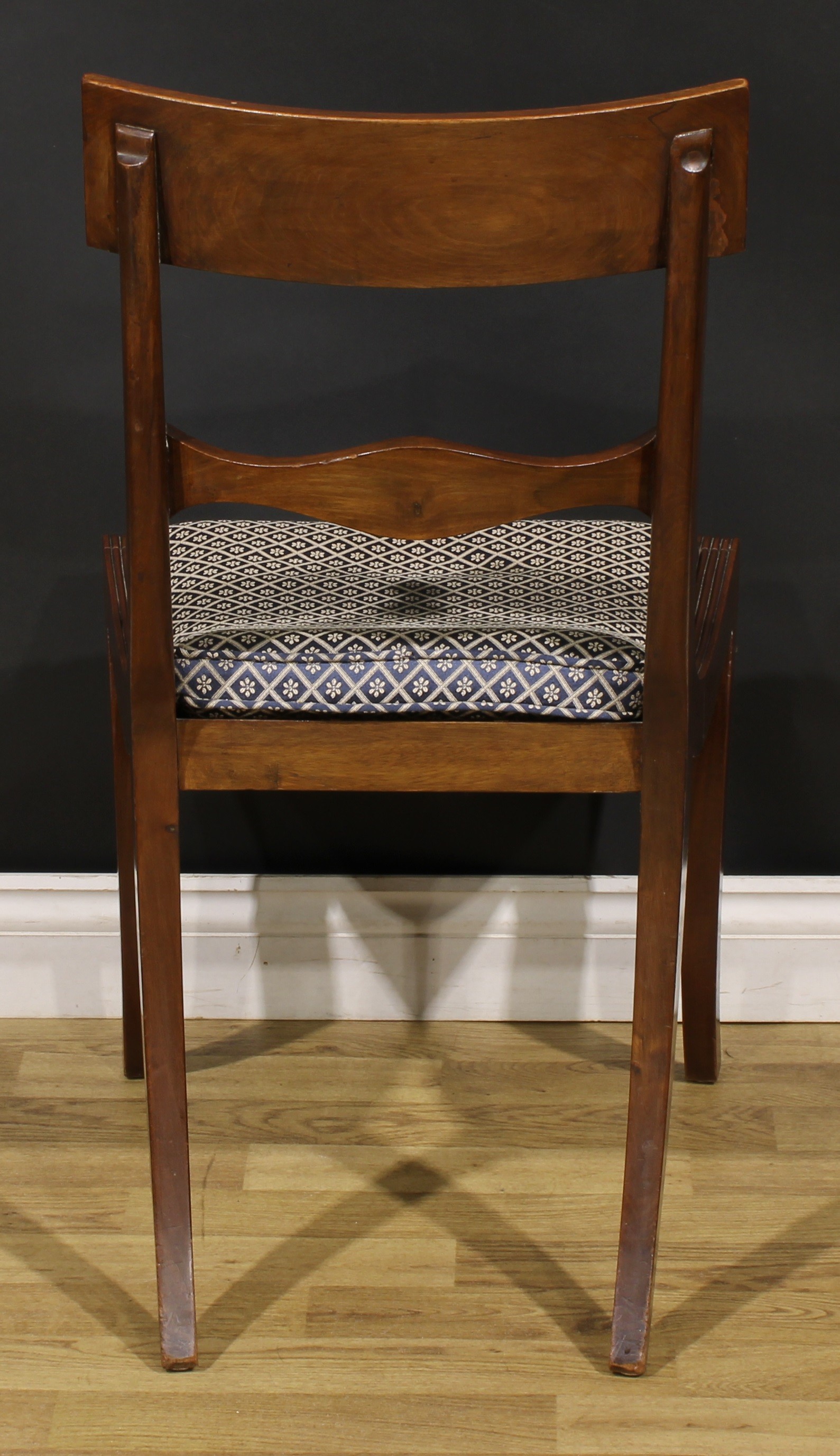 A set of ten Regency design mahogany bar-back dining chairs, comprising ten side chairs, reeded - Image 5 of 5