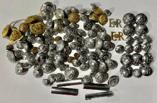 A large collection of Naval and Constabulary buttons