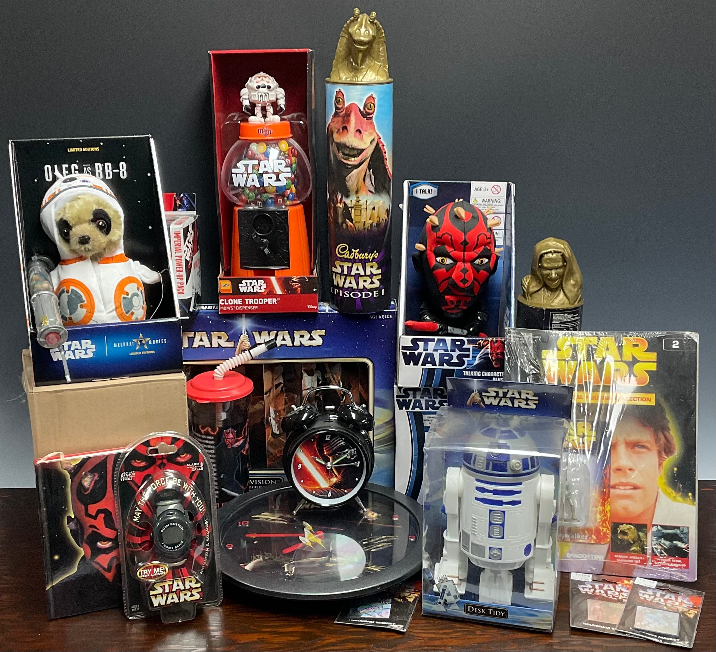 Toys & Juvenalia, Sci-Fi Interest, Star Wars - an Underground Toys Star Wars Darth Maul talking