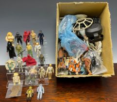 Toys & Juvenalia, Sci-Fi Interest, Star Wars - a collection of loose 3¾ action figures, comprising