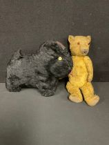 Toys & Juvenalia - an early 20th century golden mohair jointed teddy bear, amber and black glass