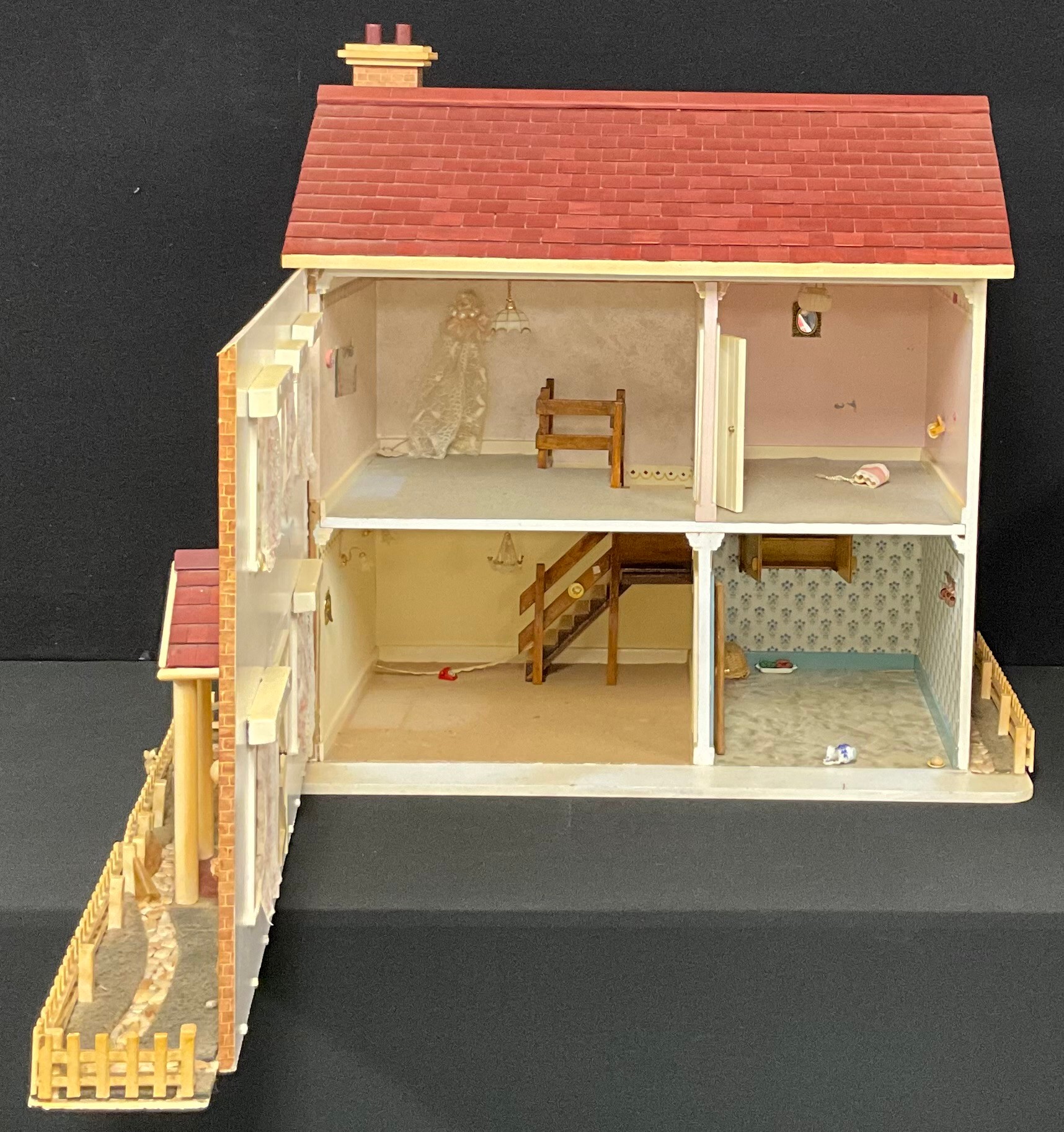 Toys & Juvenalia - A 1970s Georgian style doll’s house with various doll’s house furniture and - Image 3 of 3