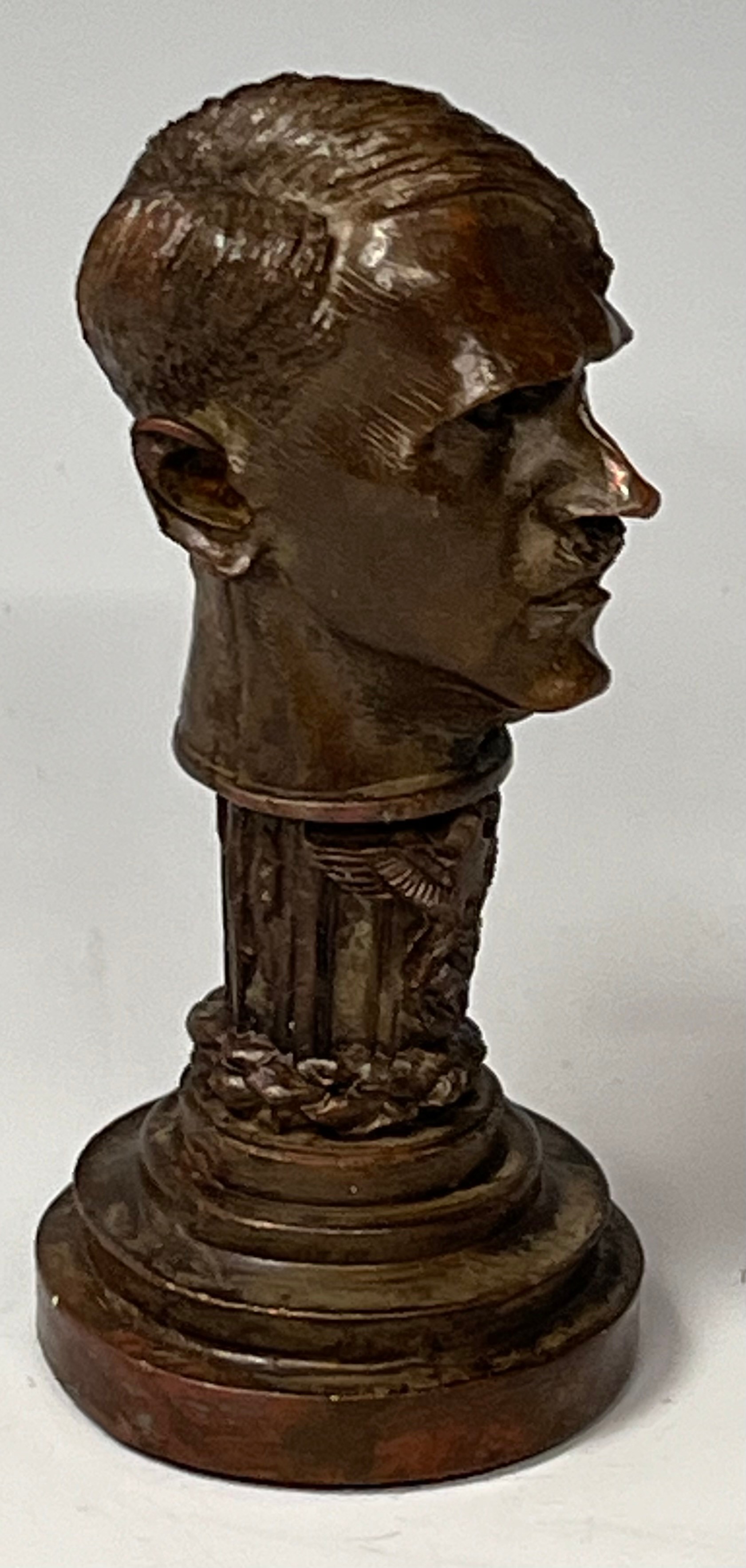A reproduction desk letter seal, the handle modelled in the form of a bust of Adolf Hitler, 8cm high - Image 2 of 3