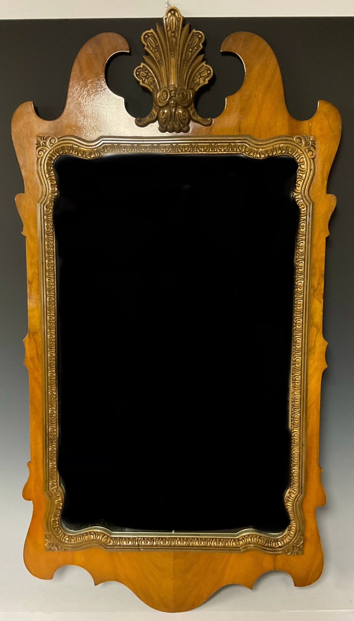 A George II style walnut Vauxhall mirror, 90cm x 47cm