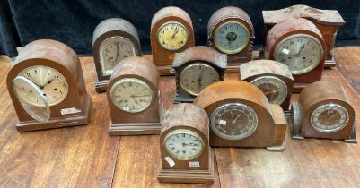 Clocks - early to mid 20th century mantel clocks, various makers and timbers (12)