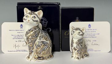 A Royal Crown Derby paperweight, Majestic Cat, limited edition 256/3,500, gold stopper, certificate,
