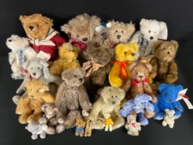 Toys & Juvenalia - a collection of contemporary teddy bears, various manufacturers including Gund,