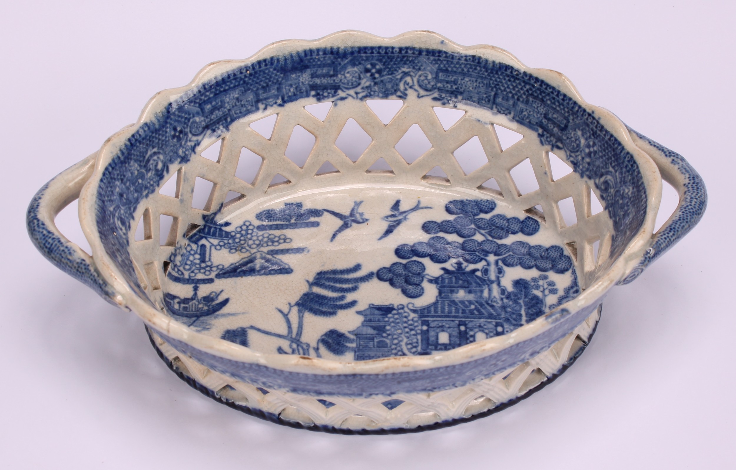 A pair of 19th century Staffordshire Willow pattern blue and white pickle dishes, 14.5cm; another - Image 3 of 10