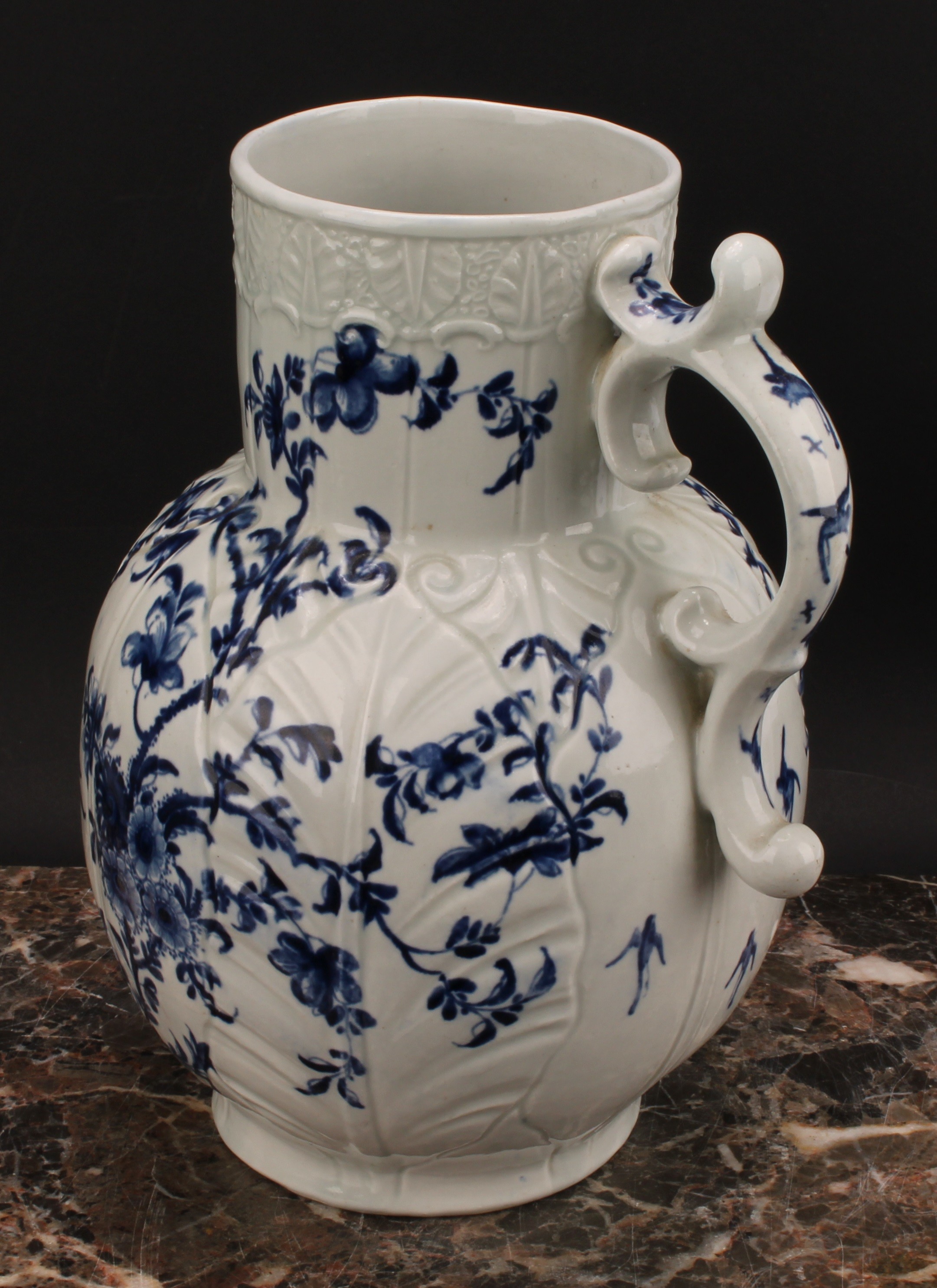 A Worcester Cabbage Leaf Jug Floral pattern Dutch jug, decorated in underglaze blue with scrolling - Image 4 of 4
