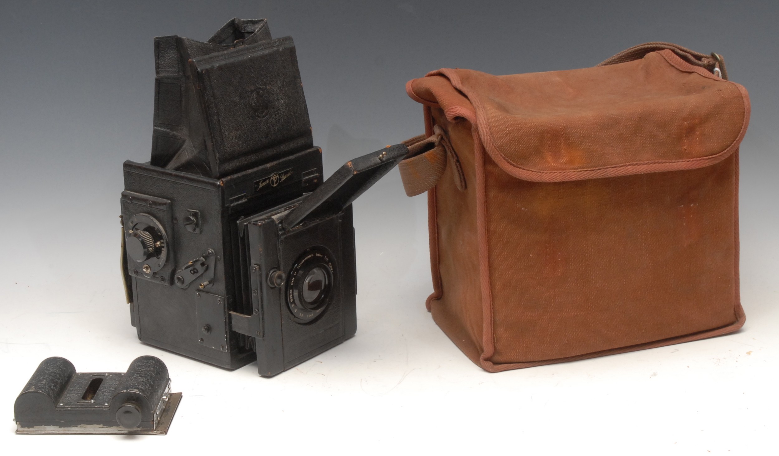 Photography - A Thornton-Pickard Junior Special Ruby Reflex single lens reflex plate camera, Cooke