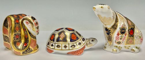 A Royal Crown Derby paperweight, Imari Polar Bear, printed in the 1128 palette, 11cm, gold