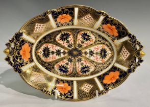 A Royal Crown Derby 1128 pattern shaped oval dish, acorn handles and feet, 30cm wide, printed