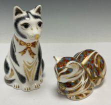 A Royal Crown Derby paperweight, Mother Cat - Black and White, gold stopper, 12.5cm, grey printed