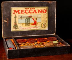 Model Engineering & Constructional Toys - a Meccano 'The New Meccano' engineering set No.3, produced