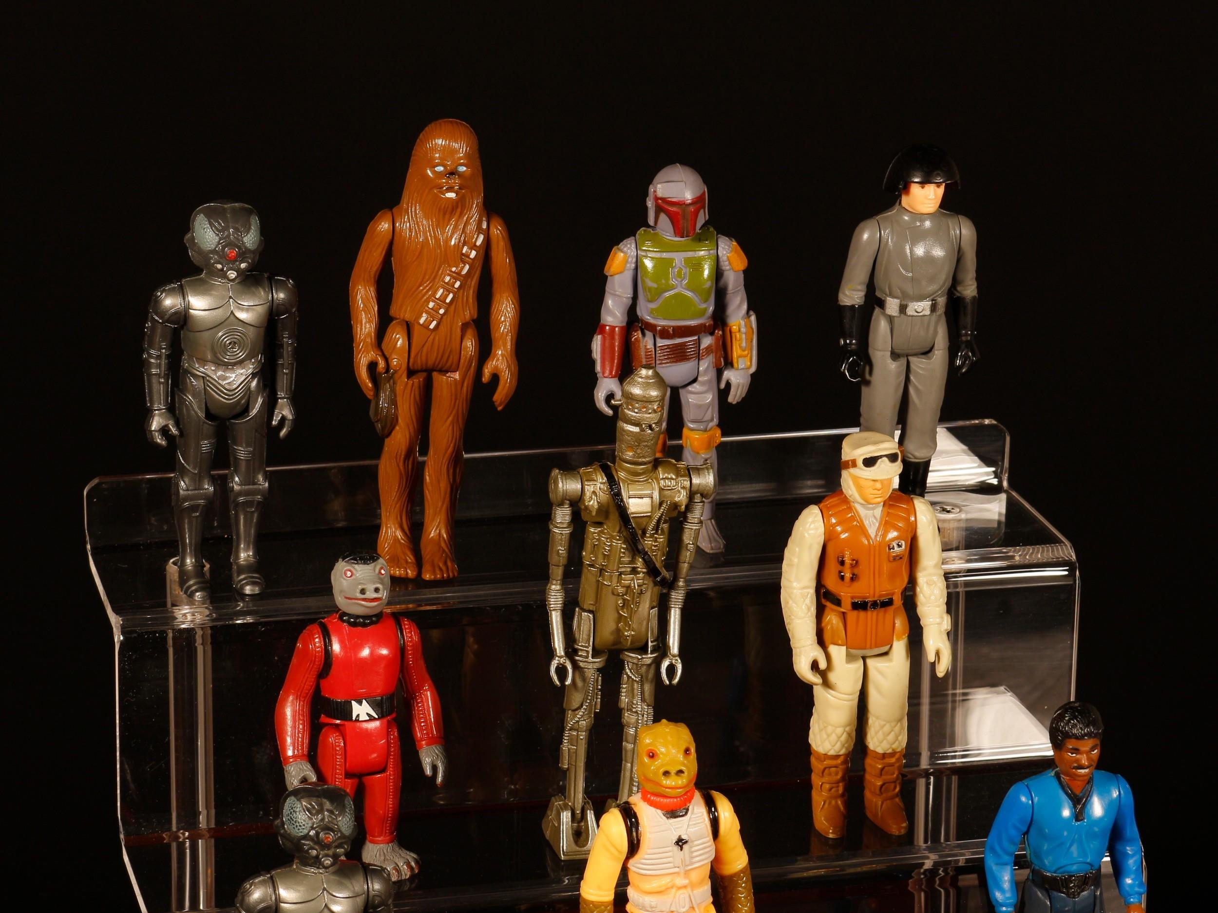 Sci-Fi Interest, Star Wars - a collection of 3¾" loose action figures, comprising Chewbacca; Darth - Bild 2 aus 2