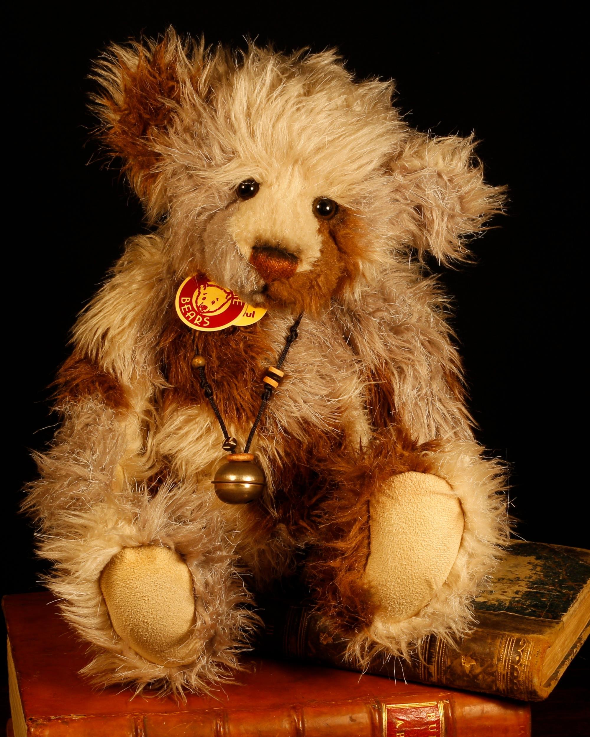 Charlie Bears CB124907 Bronwyn bear, from the Charlie Bears 2012 Plush Collection, exclusively