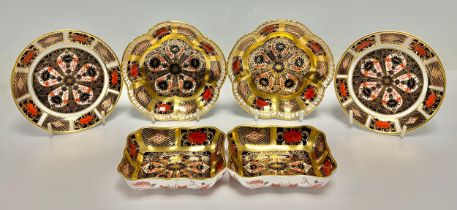 A pair of Royal Crown Derby Imari palette 1128 pattern rectangular trinket dishes, solid gold