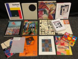 Books - Modern Art - Kandinsky, Kazimir Malevich, Paul Klee, El Lissitsky, The Blue Rider,