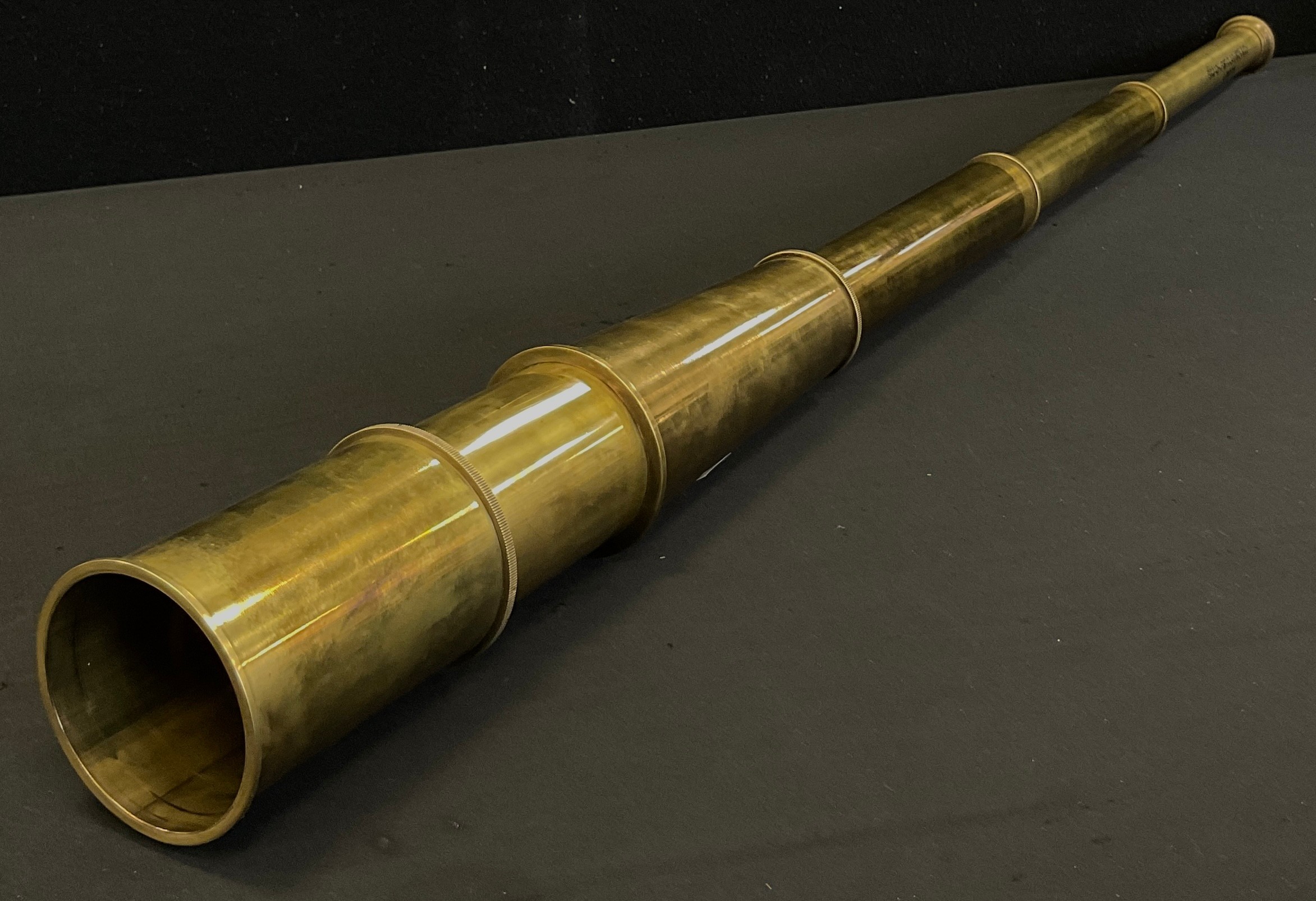 A replica five brass extendable telescope, inscribed ‘Broadhurst Clarkson & Co. London 1942’, 88cm - Image 2 of 2