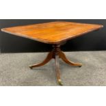 A 19th century mahogany rounded rectangular breakfast table, 71cm high x 133.5cm x 97.5cm.