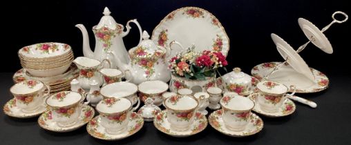 Royal Albert ‘Old Country Roses’ tea service for six including; coffee pot, tea pot, sugar bowl,