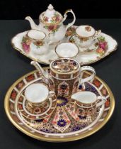 Royal Crown Derby 1128 pattern miniature cabaret tea set, another Royal Albert ‘Old Country