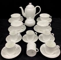 A Coalport ‘Countryware’ part tea service for four including; tea pot, sugar bowl, four tea cups and
