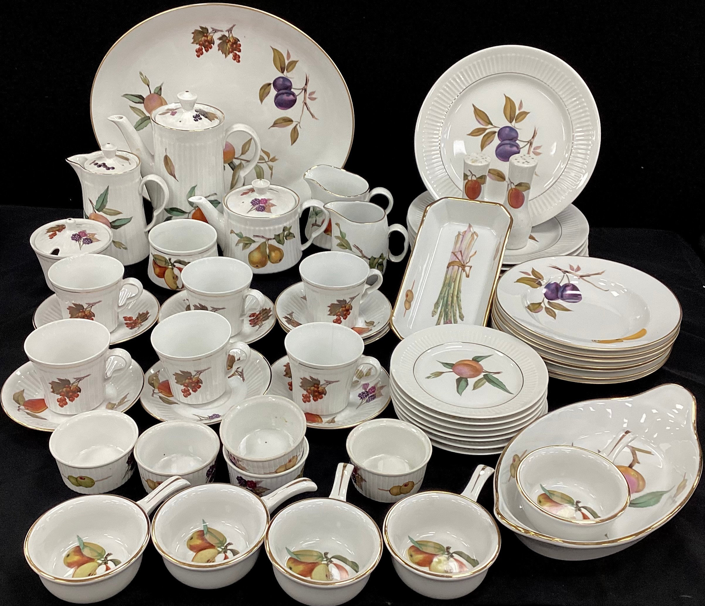 Royal Worcester ‘Evesham’ pattern and other table ware for six including; coffee pot, tea pot, six