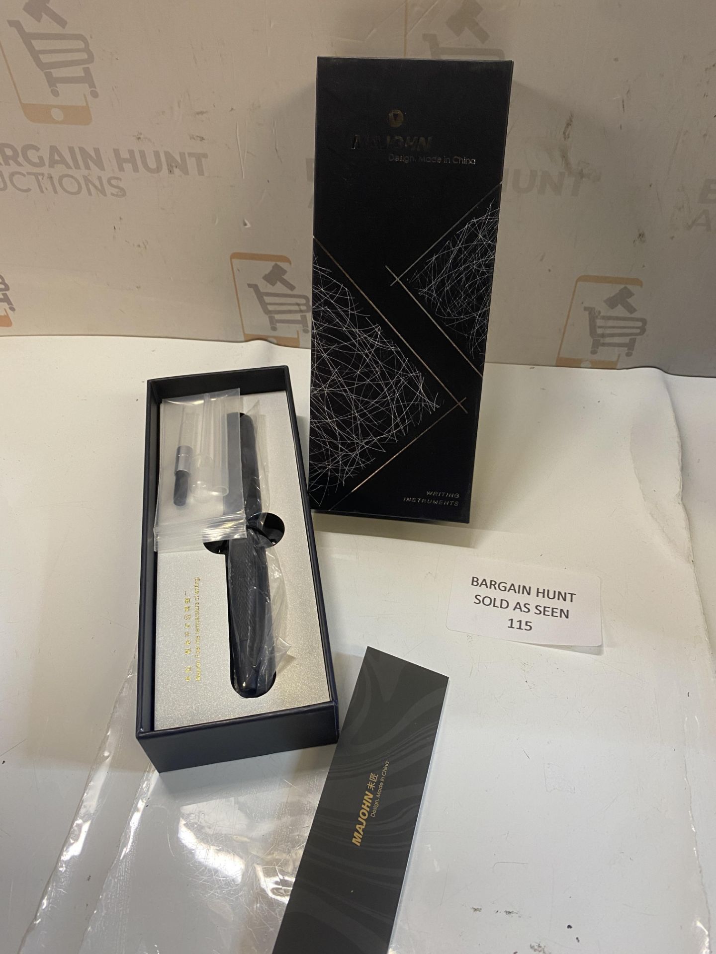 RRP £39.99 Majohn A1 Retractable Fountain Pen Extra Fine Nib with Box, Black Grid Press Pen with - Image 2 of 2