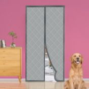 RRP £120, Lot of 8 x Magnetic Thermal Insulated Door Curtains