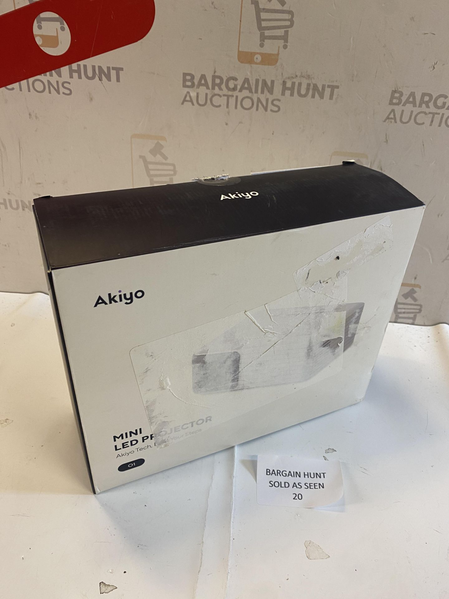 RRP £54.99 Mini Projector, AKIYO 1080P Supported Portable Projector with Tripod, Multimedia Home - Image 2 of 2