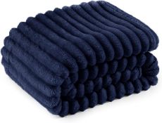 Bedsure Soft Fleece Throw Blanket - Fluffy Cosy Warm Fleece Blanket for Sofa, Bed and Couch, Double,