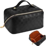 Approx RRP £350, Collection of Large Capacity Travel Cosmetic Bags, 29 Pieces