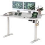 RRP £189 Fenge 2 Tiers Electric Standing Desk with USB Port,140×73.5 cm Height Adjustable Sit