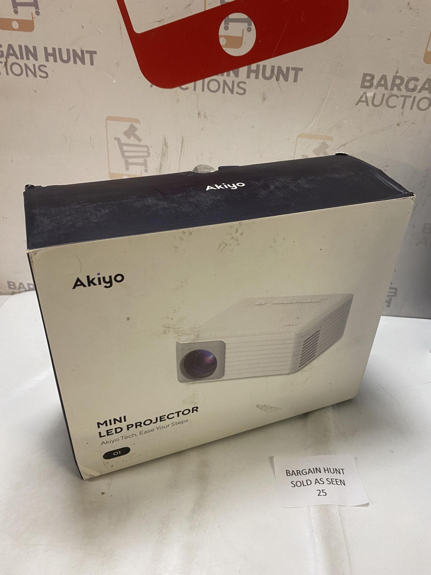 RRP £55.99 Mini Projector, AKIYO 1080P Supported Portable Projector with Tripod, 65000 Hours - Image 2 of 2