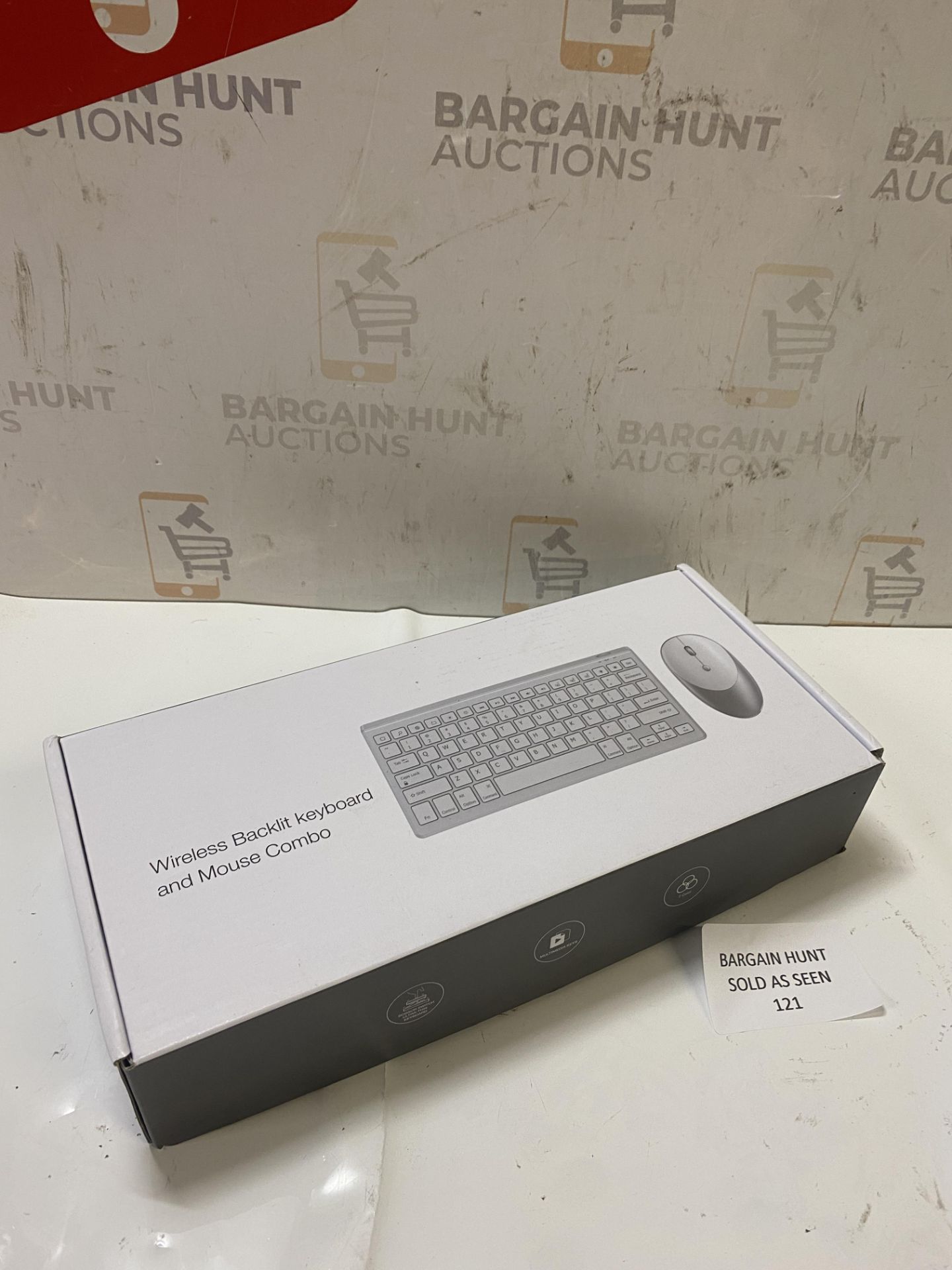 RRP £25.99 Seenda Bluetooth Keyboard with Tablet/Phone Holder, Dual Bluetooth Connections, Small - Image 3 of 3