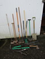 Garden tools to include hoes and edging shears etc