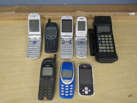 8 Vintage mobile phones to include Nokia Cityman 100