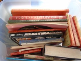 Tray of mostly art related and reference books