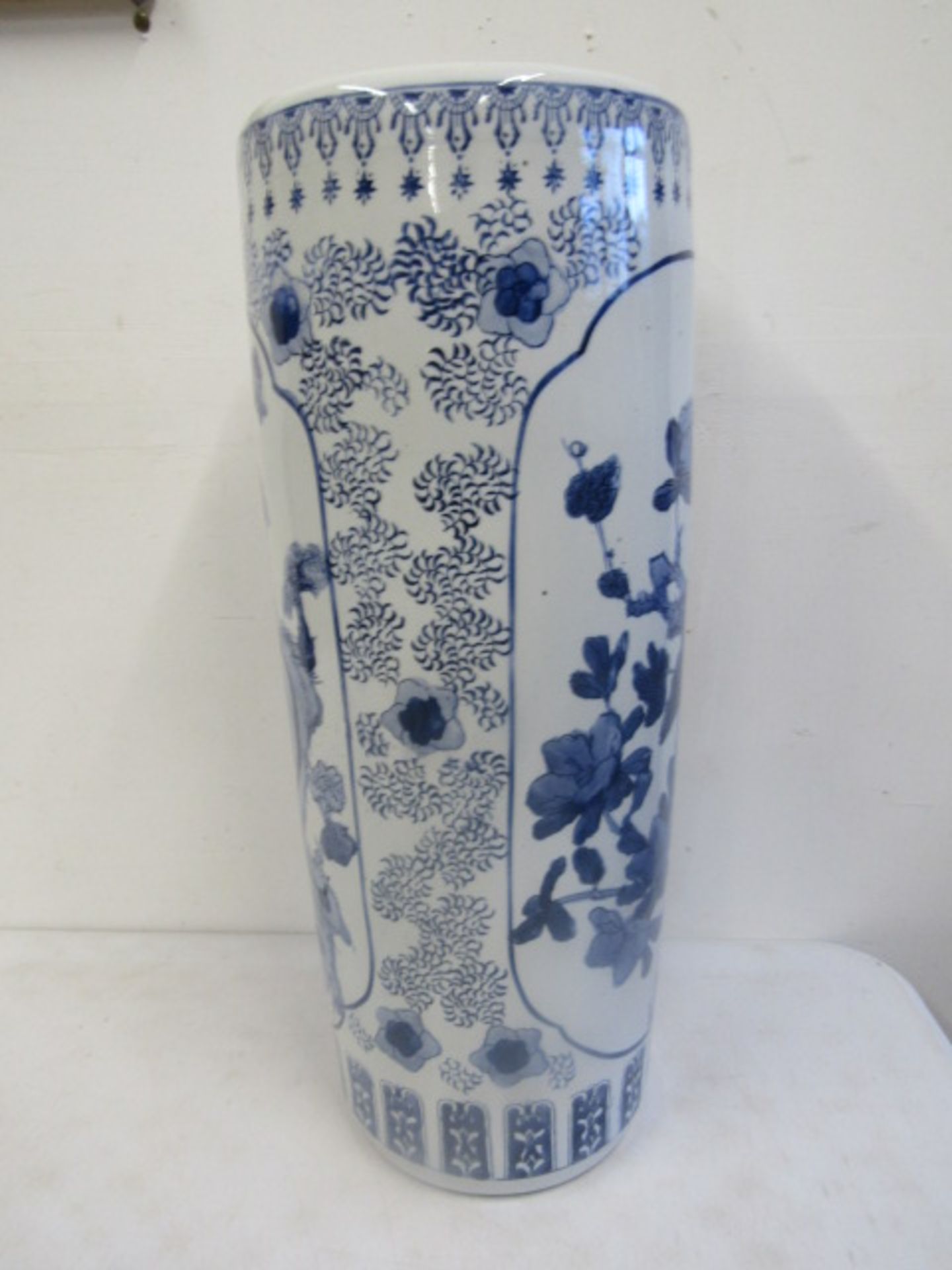 An Oriental  ceramic stick stand 62cmH - Image 3 of 5