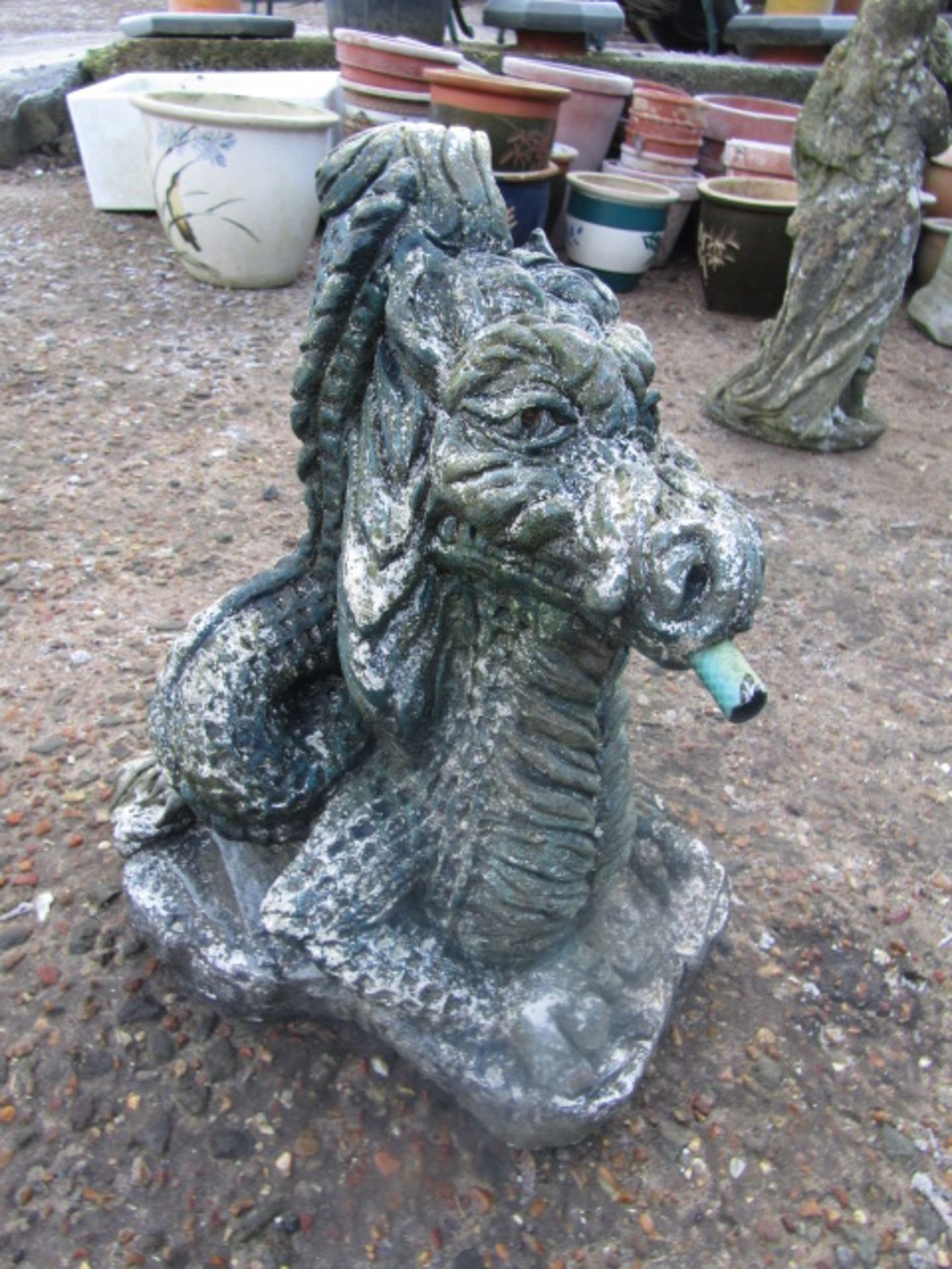 A concrete dragon water feature 50cmH - Image 2 of 3