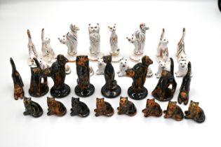 Glazed ceramic/pottery chess set in the form of cats, height of king approx 7.5cm