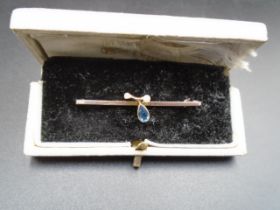 9ct gold bar brooch with aqua and pearl set in a 15ct gold surround, with box