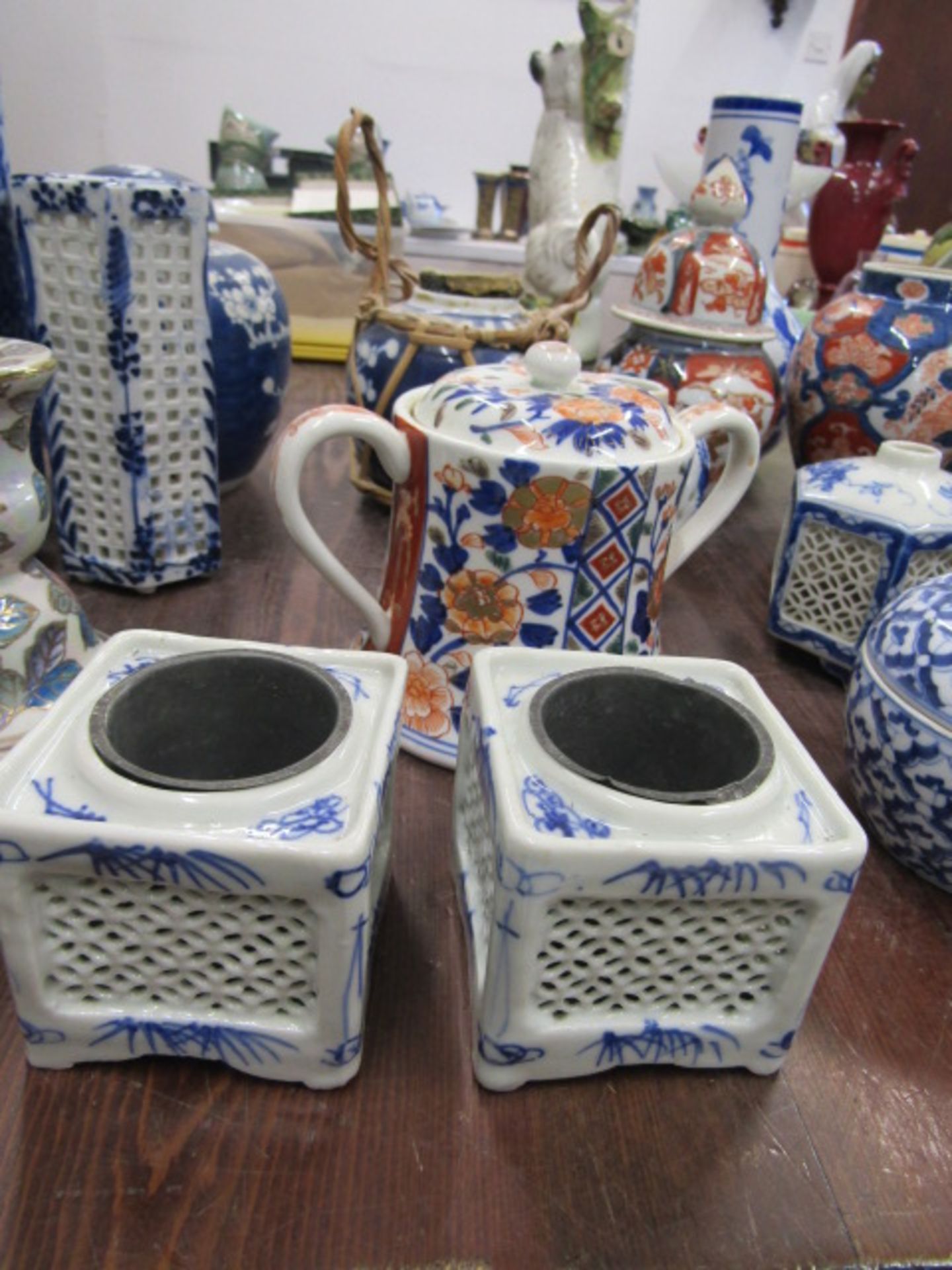 Job lot Oriental ceramics - Image 3 of 9