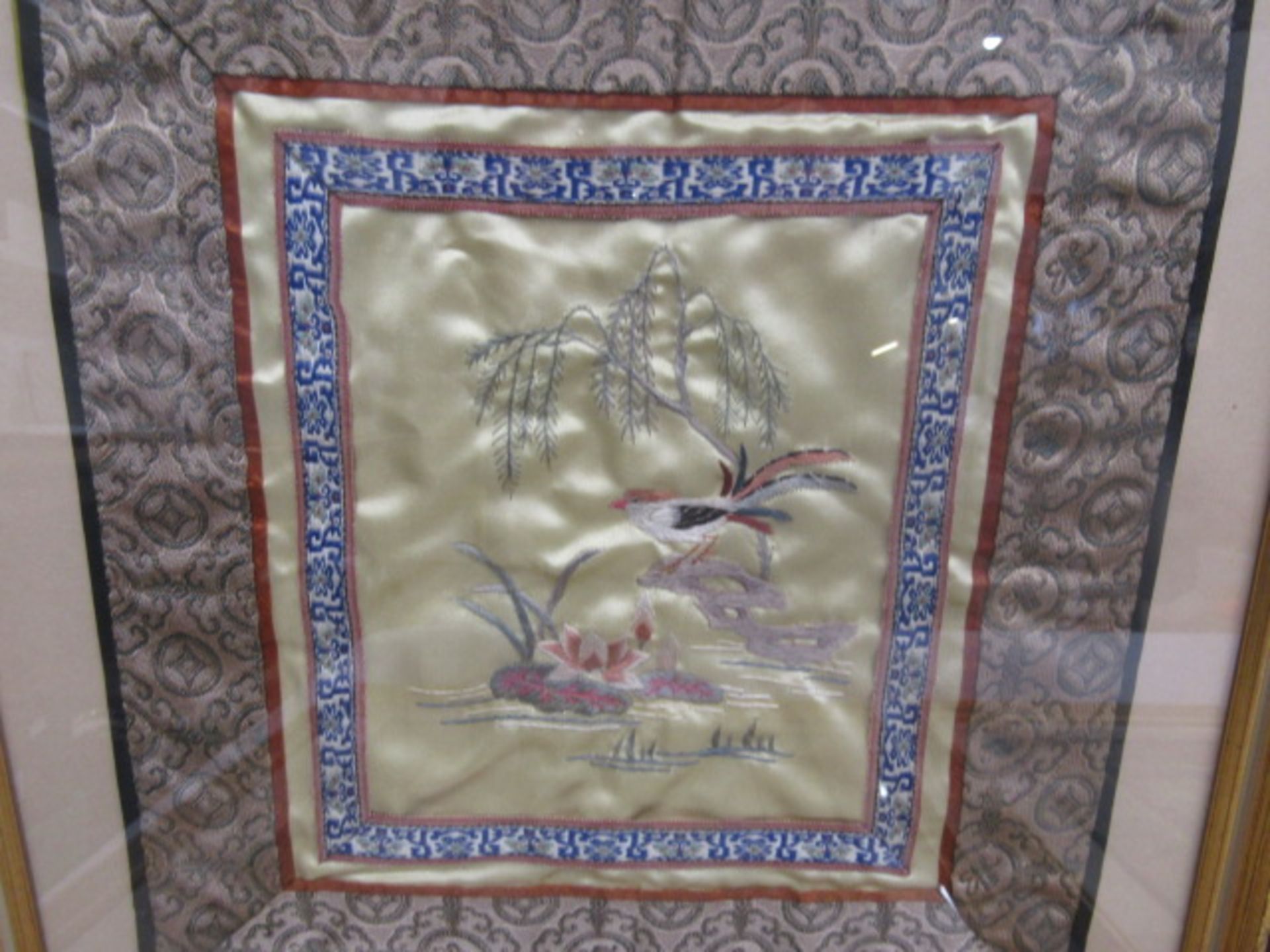 Set 4 Oriental embroideries of birds on silk 38x35cm - Image 2 of 5